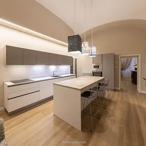 Sibilla - Via Oberdan 13 Bed & Breakfast Bologna